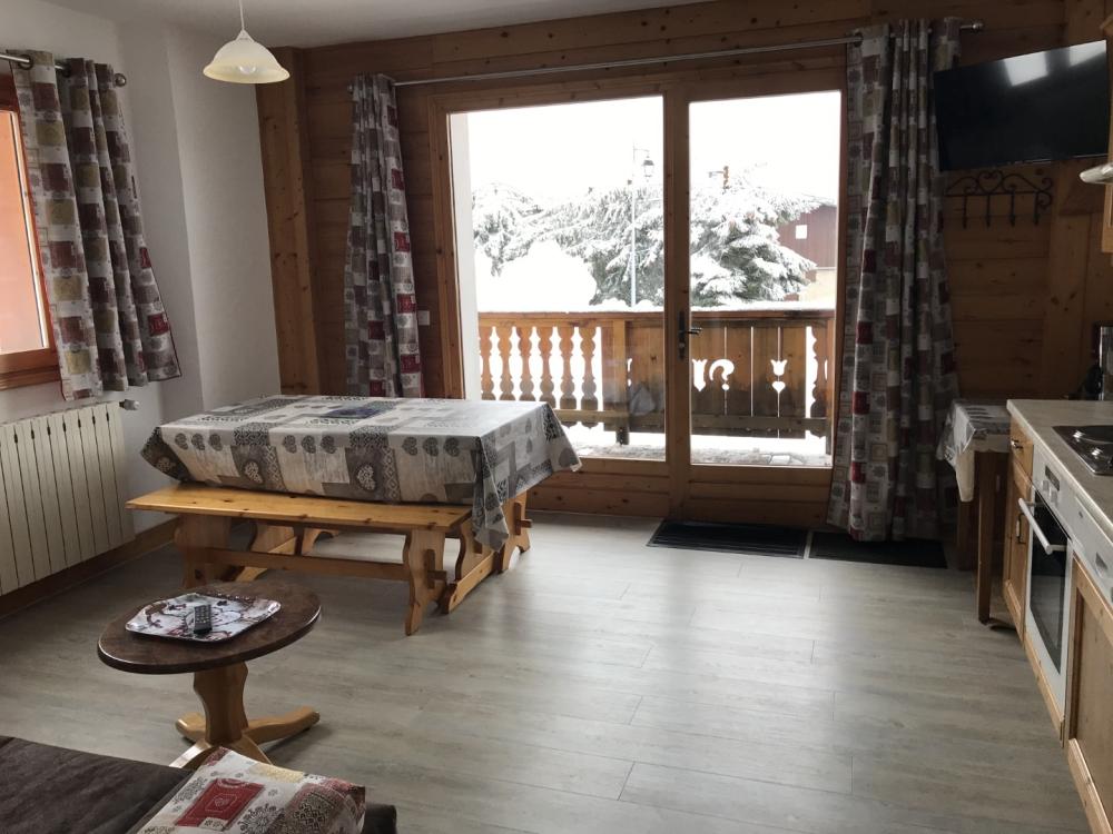 montana 2 (2) montana 2 (2)